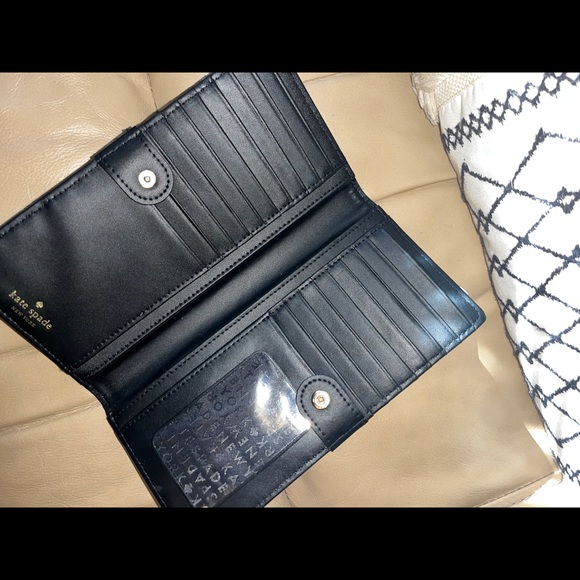 Kate Spade Wallet - Picture 2 of 3